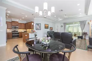 712 Chipper Dr, Sun City Center, FL 33573 - Photo 7