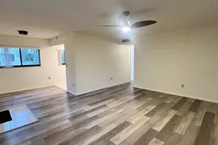 11707 Raintree Village Blvd, Temple Terrace, FL 33617 - Photo 9