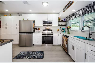 7547 Landmark Drive, Spring Hill, FL 34606 - Photo 9