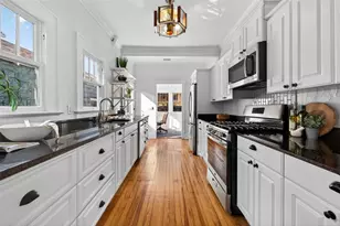 736 6th St N, Saint Petersburg, FL 33701 - Photo 11