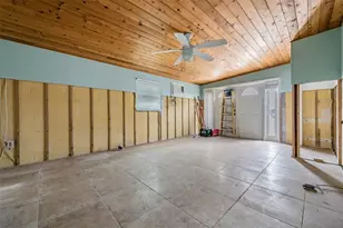 16304 3rd St E, Redington Beach, FL 33708 - Photo 13