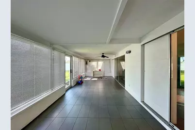 1945 68th Avenue S, Saint Petersburg, FL 33712 - Photo 27