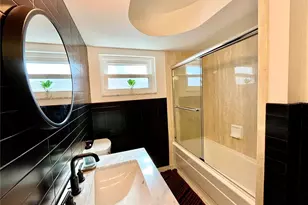 1945 68th Ave S, Saint Petersburg, FL 33712 - Photo 23