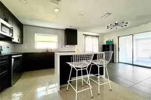 1945 68th Ave S, Saint Petersburg, FL 33712 - Photo 3