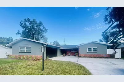 1945 68th Avenue S, Saint Petersburg, FL 33712 - Photo 1