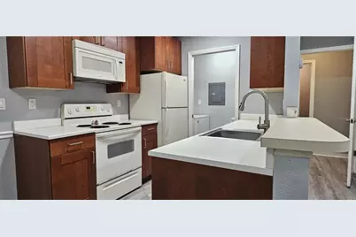 10263 Gandy Boulevard N #2014, Saint Petersburg, FL 33702 - Photo 9