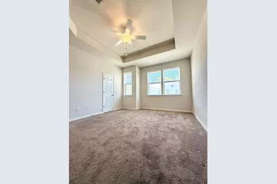 5750 Desert Rose Place, Tampa, FL 33615 - Photo 11