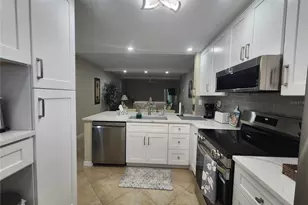 6361 Bahia Del Mar Blvd, Saint Petersburg, FL 33715 - Photo 5