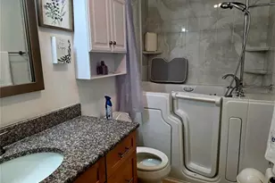 1924 New Bedford Dr, Sun City Center, FL 33573 - Photo 21