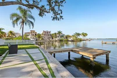 1739 Bayou Grande Boulevard NE, Saint Petersburg, FL 33703 - Photo 39