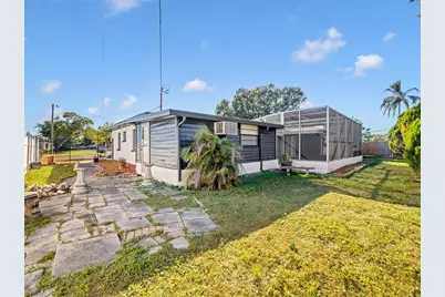 1899 66th Avenue N, Saint Petersburg, FL 33702 - Photo 23