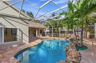 192 Sage Cir, Crystal Beach, FL 34681 - Photo 9