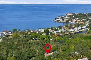 192 Sage Cir, Crystal Beach, FL 34681 - Photo 3