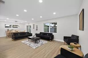 5819 Tampa Shores Blvd, Tampa, FL 33615 - Photo 9