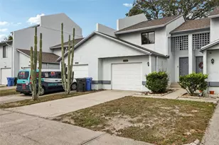 1310 Mountain View Dr, Tampa, FL 33612 - Photo 7