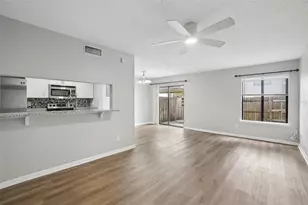 1310 Mountain View Dr, Tampa, FL 33612 - Photo 15