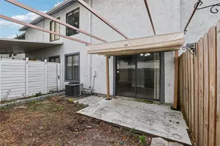1310 Mountain View Dr, Tampa, FL 33612 - Photo 35