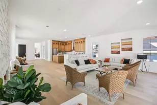 128 Ricardo Way NE, Saint Petersburg, FL 33704 - Photo 11