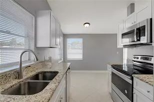 3202 Russett Dr, Tampa, FL 33618 - Photo 21