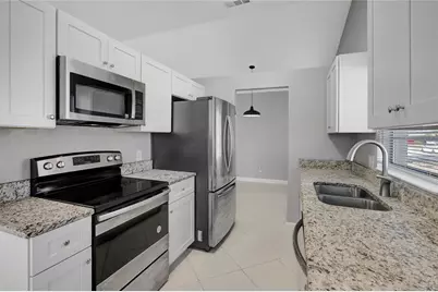 3202 Russett Drive, Tampa, FL 33618 - Photo 17