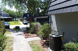12709 Tall Pine Dr, Tampa, FL 33625 - Photo 3