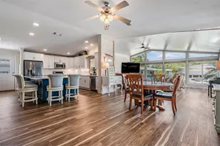 138 Blue Marlin Dr, Oldsmar, FL 34677 - Photo 9