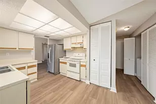 814 Satin Leaf Ave, Oldsmar, FL 34677 - Photo 11