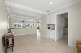 16129 4th St E, Redington Beach, FL 33708 - Photo 15