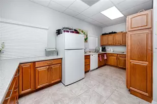 7830 39th Terrace N, Saint Petersburg, FL 33709 - Photo 37