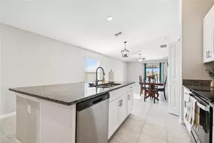 1735 Ripple Jade Pl, Ruskin, FL 33570 - Photo 11