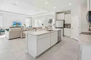 2223 Stratten Dr, Zephyrhills, FL 33541 - Photo 17