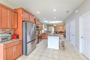 6435 Yellow Buckeye Dr, Riverview, FL 33578 - Photo 11