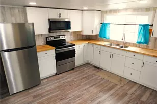 37320 8th Ave, Zephyrhills, FL 33542 - Photo 5