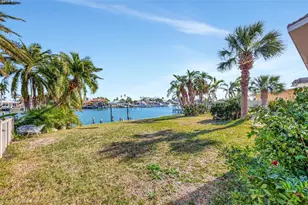 219 Leeward Island, Clearwater, FL 33767 - Photo 23