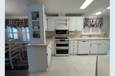 15922 Brookridge Boulevard, Brooksville, FL 34613 - Photo 15