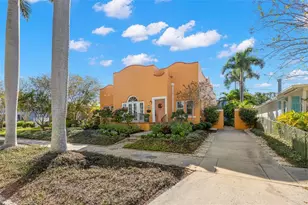 426 20th Ave NE, Saint Petersburg, FL 33704 - Photo 3