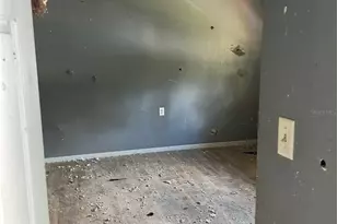 6106 Idle a While Cir, Dade City, FL 33523 - Photo 11