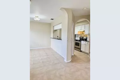 402 Kensington Lake Circle, Brandon, FL 33511 - Photo 7