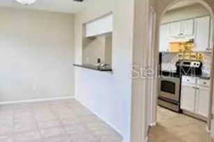 402 Kensington Lake Cir, Brandon, FL 33511 - Photo 7