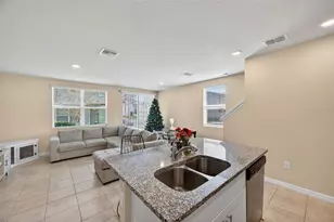 2761 Emory Sound Pl, Brandon, FL 33510 - Photo 5