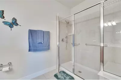 5648 Sunset Falls Drive, Apollo Beach, FL 33572 - Photo 19