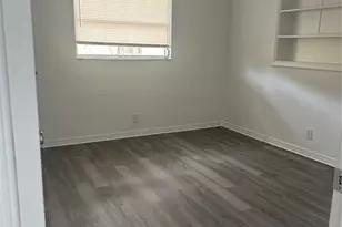 2075 Plateau Rd, Clearwater, FL 33755 - Photo 13