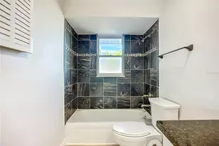 607 Emerald Ln, Holmes Beach, FL 34217 - Photo 25