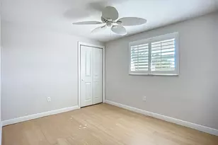 607 Emerald Ln, Holmes Beach, FL 34217 - Photo 29