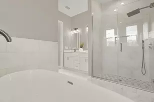 3847 Seena Mnr Ct, Tampa, FL 33618 - Photo 27
