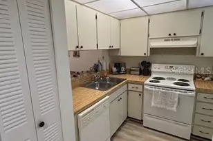 19531 Gulf Blvd, Indian Shores, FL 33785 - Photo 11