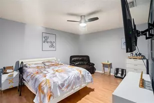 15906 Country Farm Pl, Tampa, FL 33624 - Photo 15