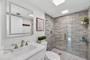 19701 Gulf Blvd, Indian Shores, FL 33785 - Photo 11