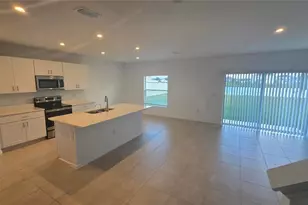 233 Aquamarine Ln, Kissimmee, FL 34758 - Photo 9