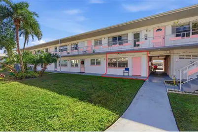 5876 21st Street N #5, Saint Petersburg, FL 33714 - Photo 1